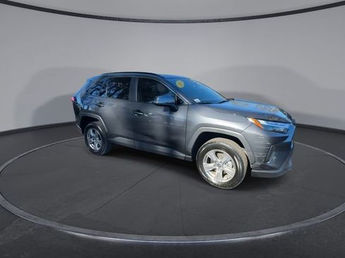 Used 2023 Toyota RAV4 XLE image 3