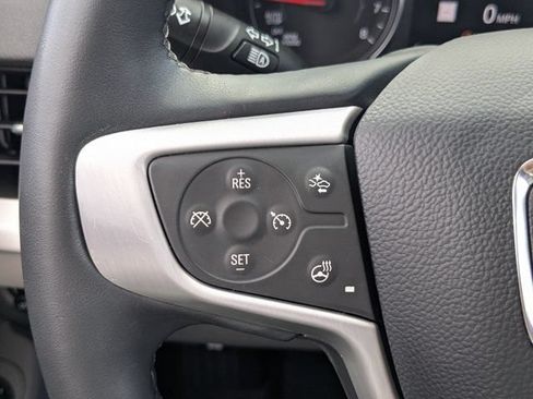 Used 2024 GMC Terrain SLT w/ Infotainment Package II FWD image 25