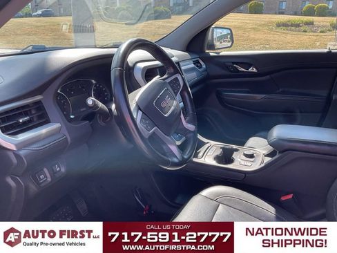 Used 2020 GMC Acadia SLT w/ LPO, Floor Liner Package AWD/4WD image 6