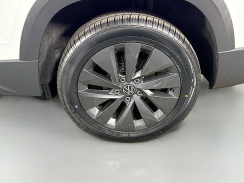 Used 2023 Volkswagen Taos S FWD image 31