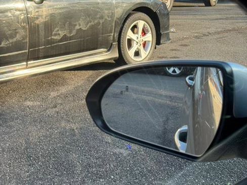 Used 2020 Hyundai Elantra Limited w/ Cargo Package (C1) image 23