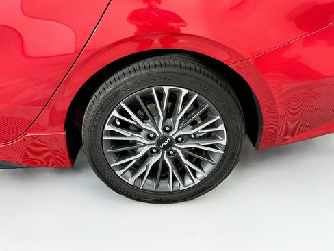 Used 2024 Kia Forte GT-Line w/ GT-Line Premium Package FWD image 11