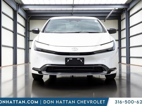 Used 2024 Toyota Prius XLE FWD image 26
