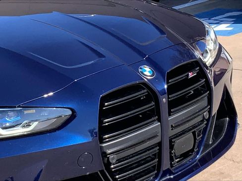 Used 2022 BMW M4 Competition w/ M Carbon Exterior Package image 25