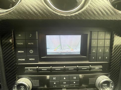 Used 2017 Ford Mustang Convertible RWD image 28