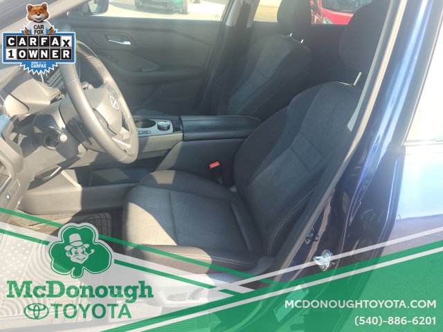 Used 2026 Nissan Rogue SV AWD/4WD image 2
