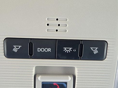 Used 2024 Toyota RAV4 XLE image 20