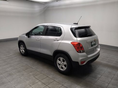 Used 2020 Chevrolet Trax LS w/ Tint and Cruise Package FWD image 3