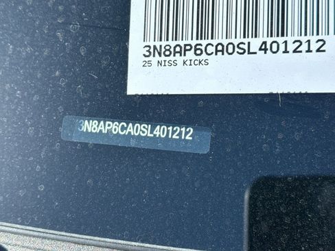 Used 2025 Nissan Kicks SV FWD image 8
