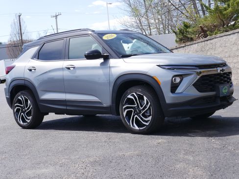 Certified 2026 Chevrolet TrailBlazer RS w/ Driver Confidence Package AWD/4WD image 9