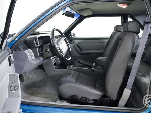 Used 1993 Ford Mustang Cobra image 15
