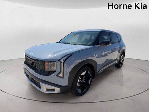 New 2027 Kia Seltos S FWD image 7