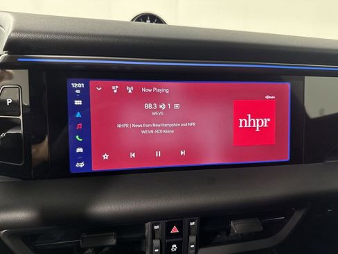 Used 2025 Porsche Macan Electric image 29