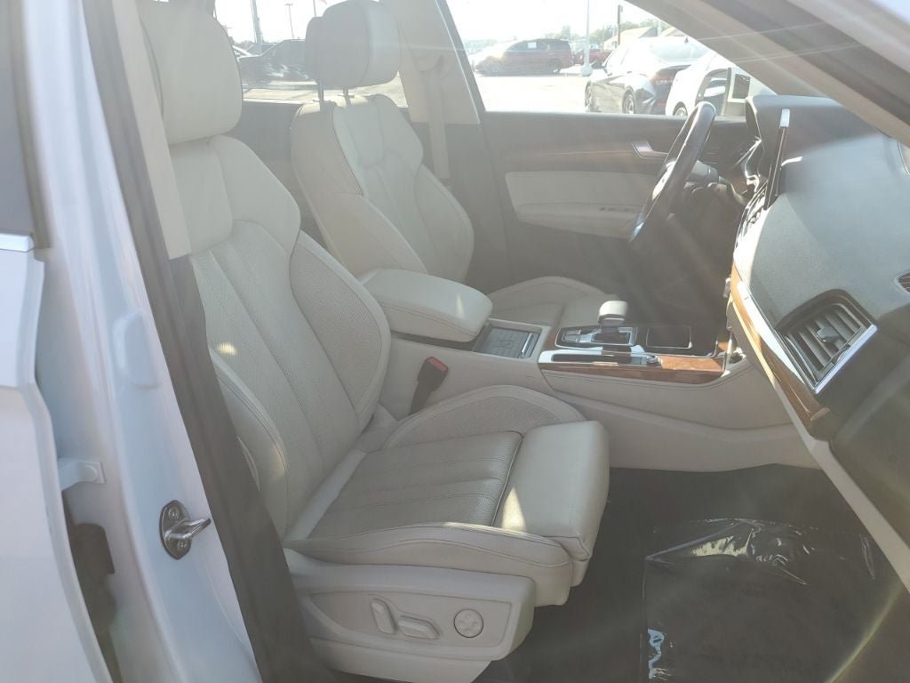 Used 2021 Audi Q5 Prestige w/ Prestige Package AWD/4WD image 41