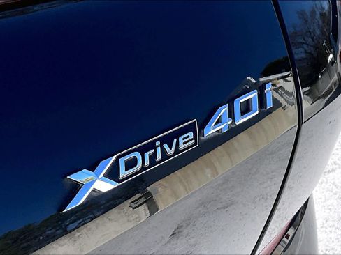 Used 2022 BMW X6 xDrive40i w/ Executive Package image 10