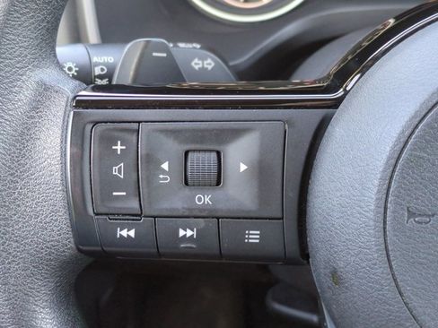 Certified 2023 Nissan Rogue SV image 22