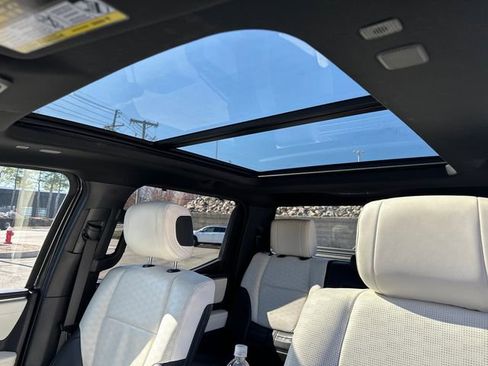 Used 2022 Toyota Tundra Capstone AWD/4WD image 45