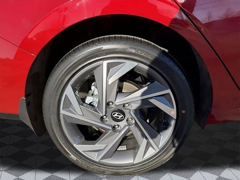 New 2026 Hyundai Elantra Limited image 9