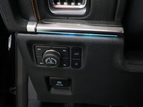 Used 2025 Ford Expedition Tremor AWD/4WD image 20