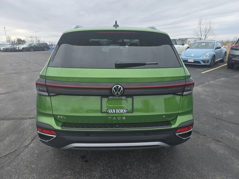 New 2025 Volkswagen Taos SEL image 14