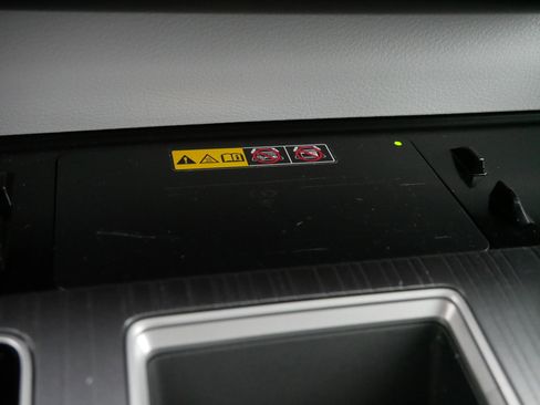 Used 2025 Toyota Sienna LE image 29