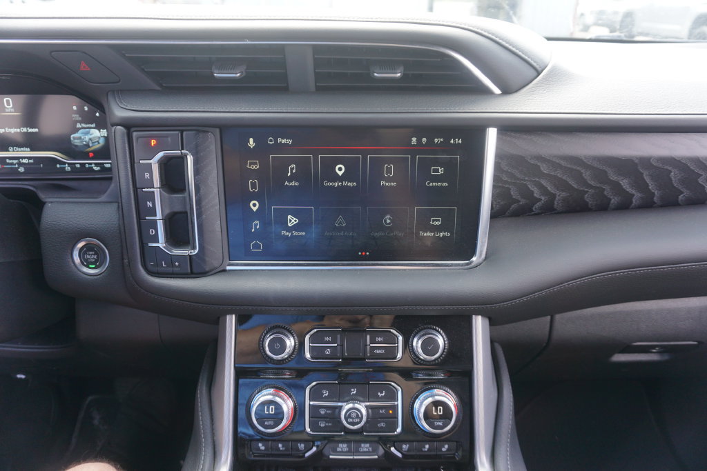 Used 2024 GMC Yukon Denali AWD/4WD image 13