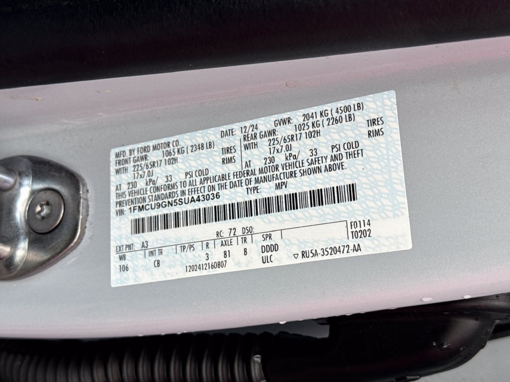 Used 2025 Ford Escape Active AWD/4WD image 27