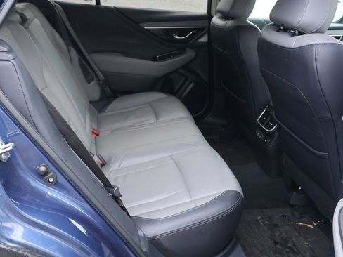 Used 2020 Subaru Outback Limited image 8