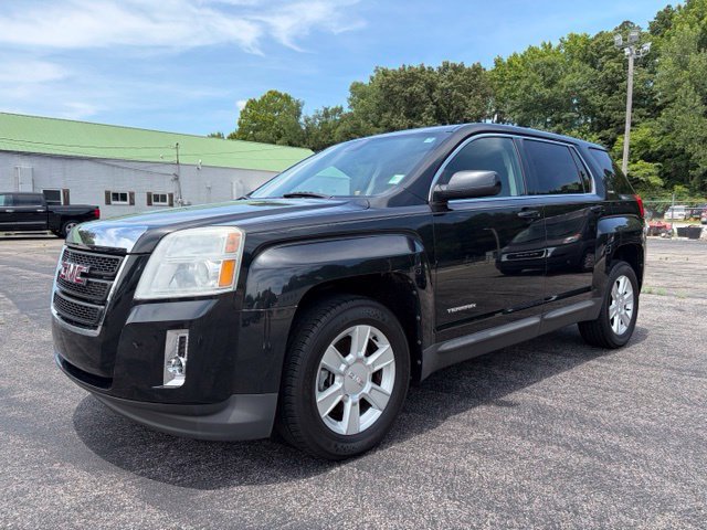 Used 2011 GMC Terrain SLE FWD image 1