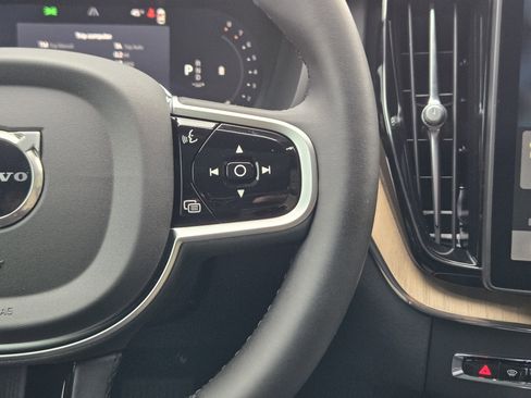 New 2026 Volvo XC60 B5 Plus w/ Protection Package Premier image 30