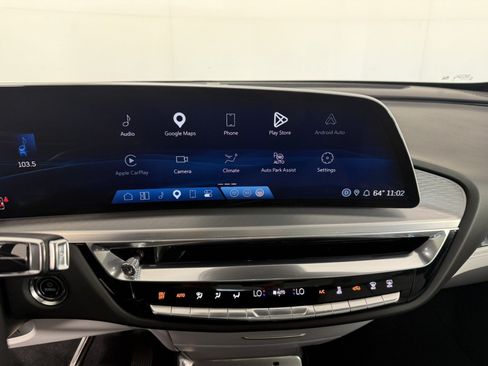 Used 2024 Cadillac Lyriq Sport AWD/4WD image 19