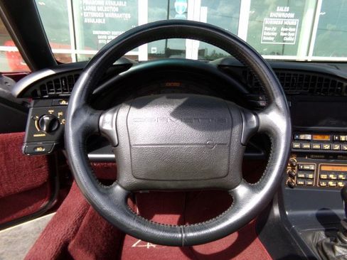 Used 1993 Chevrolet Corvette Convertible RWD image 20