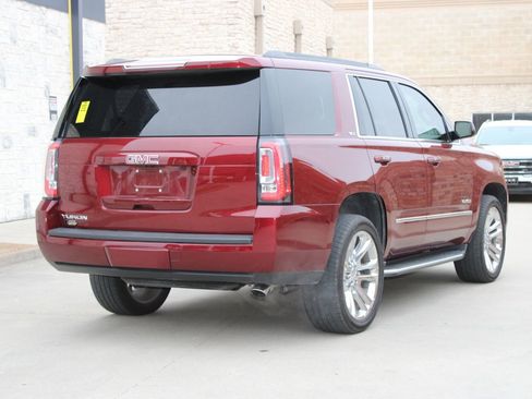 Used 2019 GMC Yukon SLT w/ Premium Edition image 3