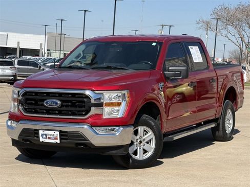 Certified 2022 Ford F150 XLT w/ Equipment Group 301A Mid image 2
