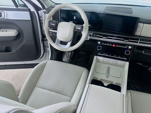 Used 2026 Hyundai Santa Fe SEL FWD image 18