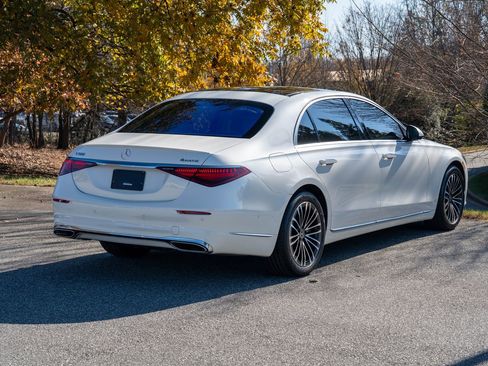 Used 2022 Mercedes-Benz S 580 4MATIC Sedan image 7