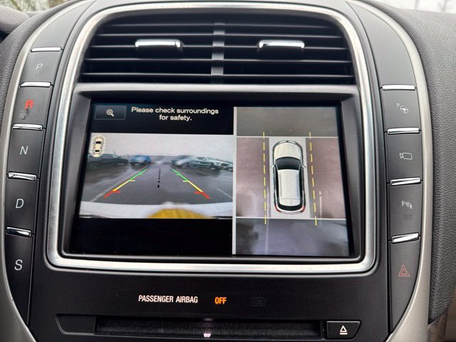 Used 2016 Lincoln MKX Reserve w/ Technology Package AWD/4WD image 25
