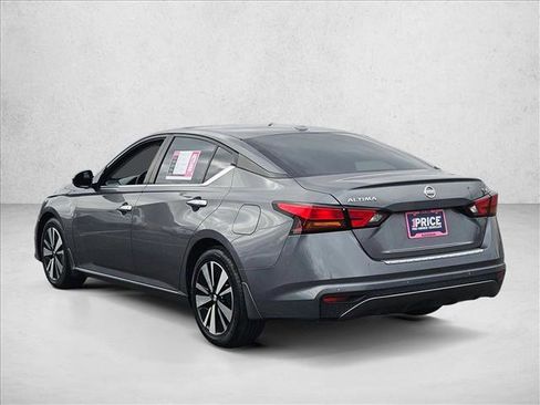Used 2022 Nissan Altima 2.5 SV image 8