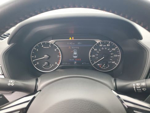 Certified 2023 Nissan Altima 2.5 SR w/ SR Premium Package image 19