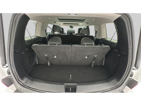 Used 2025 Hyundai Santa Fe Limited AWD/4WD image 23