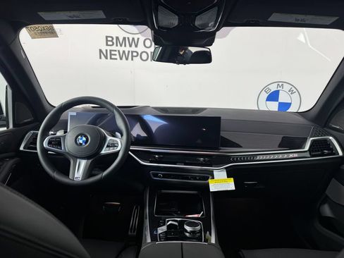 New 2026 BMW X5 xDrive40i w/ M Sport Package AWD/4WD image 16
