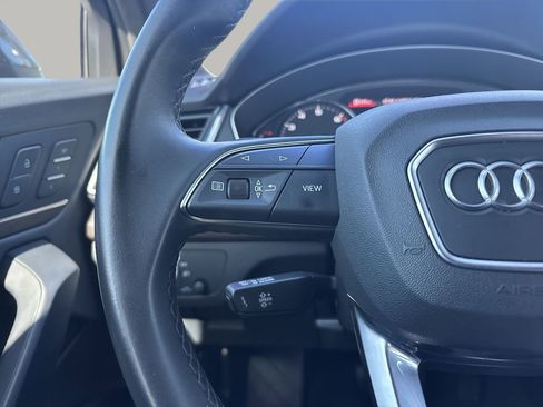 Used 2022 Audi Q5 2.0T Premium w/ Convenience Package image 21