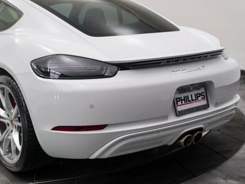 Used 2019 Porsche 718 Cayman S image 15