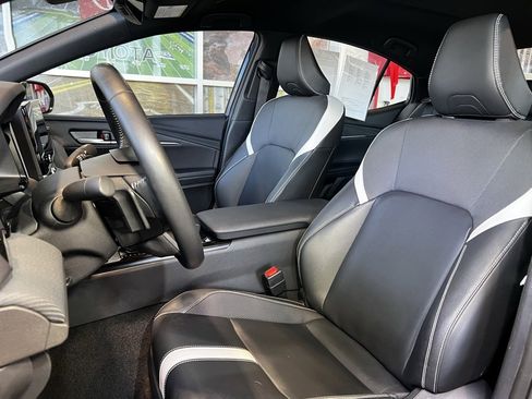 Certified 2025 Toyota Camry SE image 20