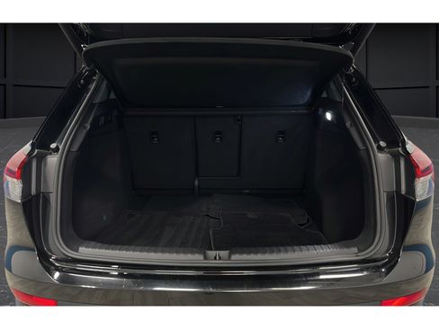 Used 2023 Audi Q4 e-tron Premium AWD/4WD image 25