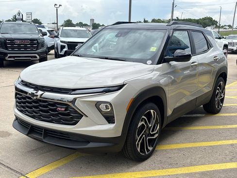 New 2026 Chevrolet TrailBlazer RS w/ Convenience Package FWD image 11