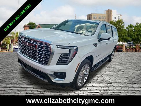 Used 2025 GMC Yukon XL Denali AWD/4WD image 1