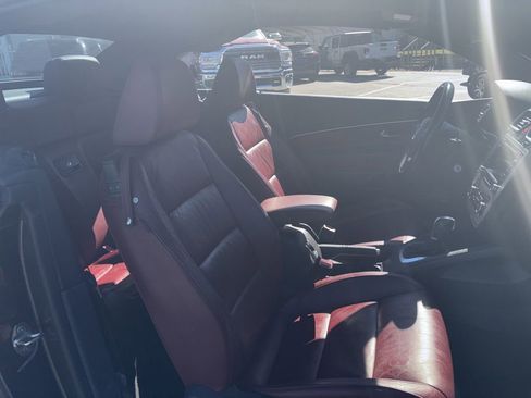 Used 2012 Volkswagen Eos Executive image 6