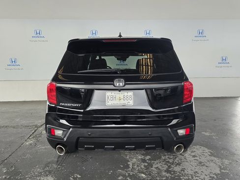 Used 2022 Honda Passport EX-L image 5