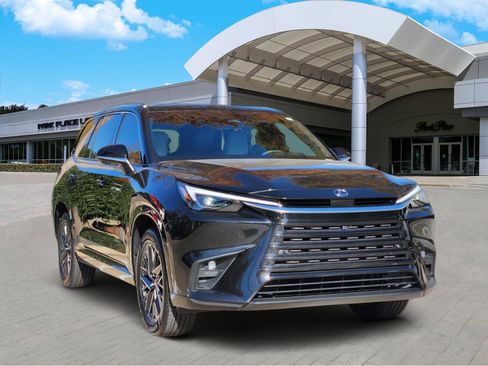 New 2026 Lexus TX 350 AWD image 2